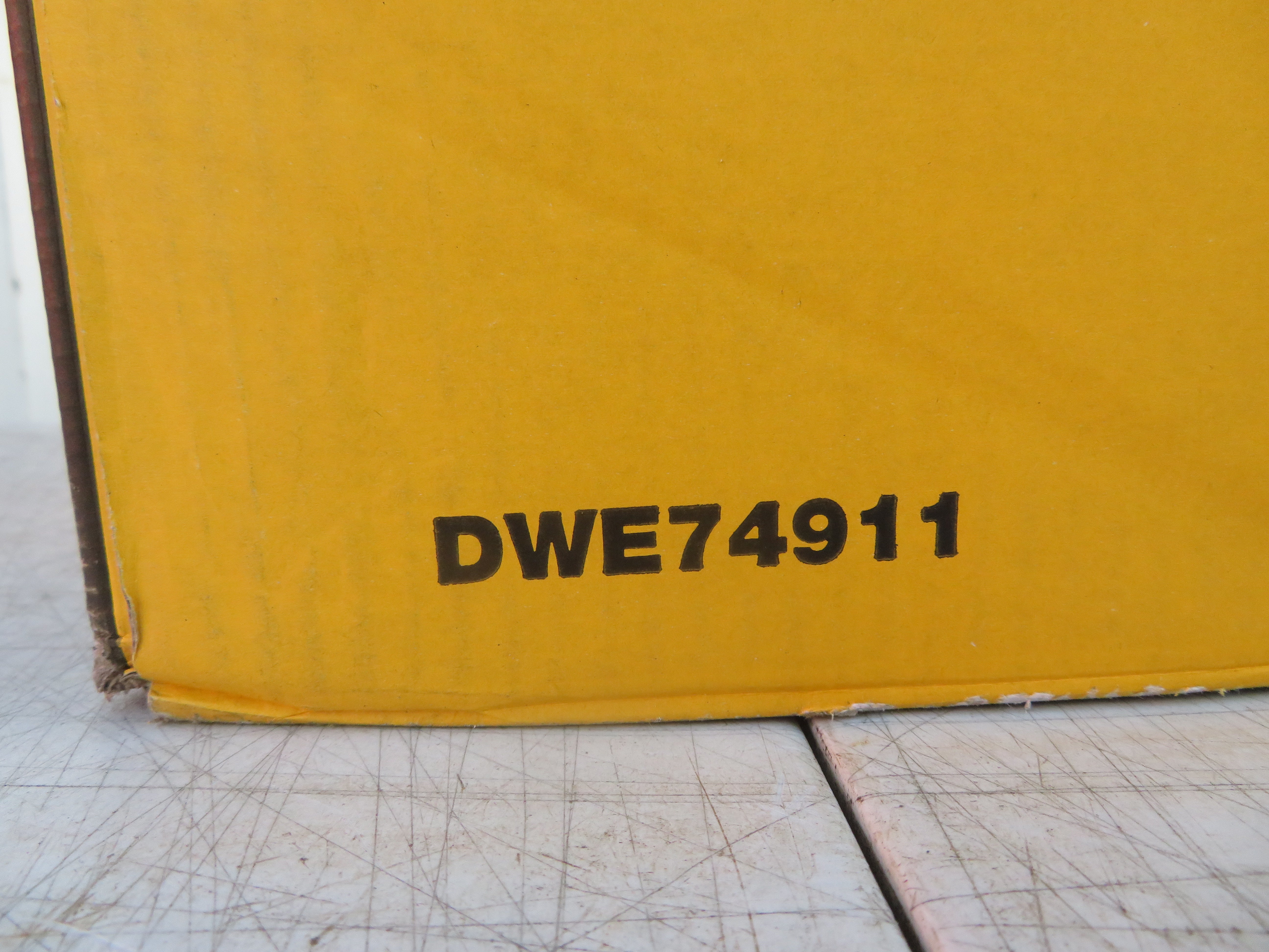 DEWALT Rolling Stand Table Saw