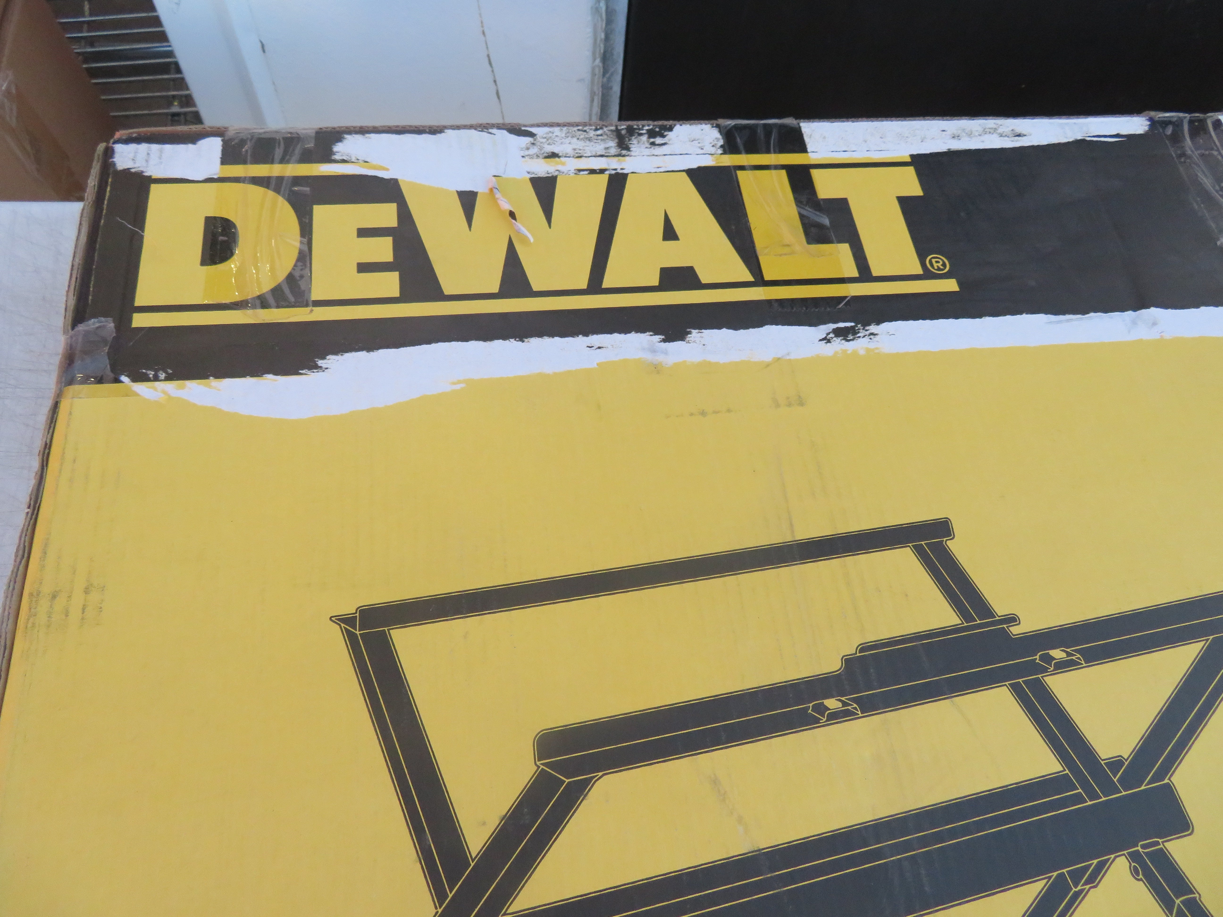 DEWALT Portable Table Saw Stand Scissor Stand Suitable