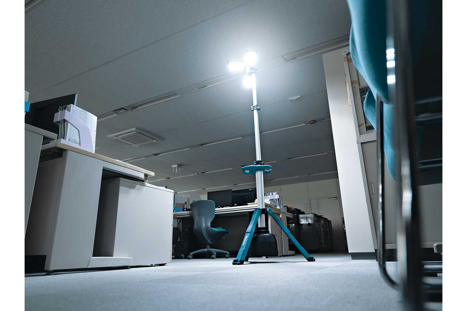 Makita XGT/LXT TOWER LIGHT 15,000lm