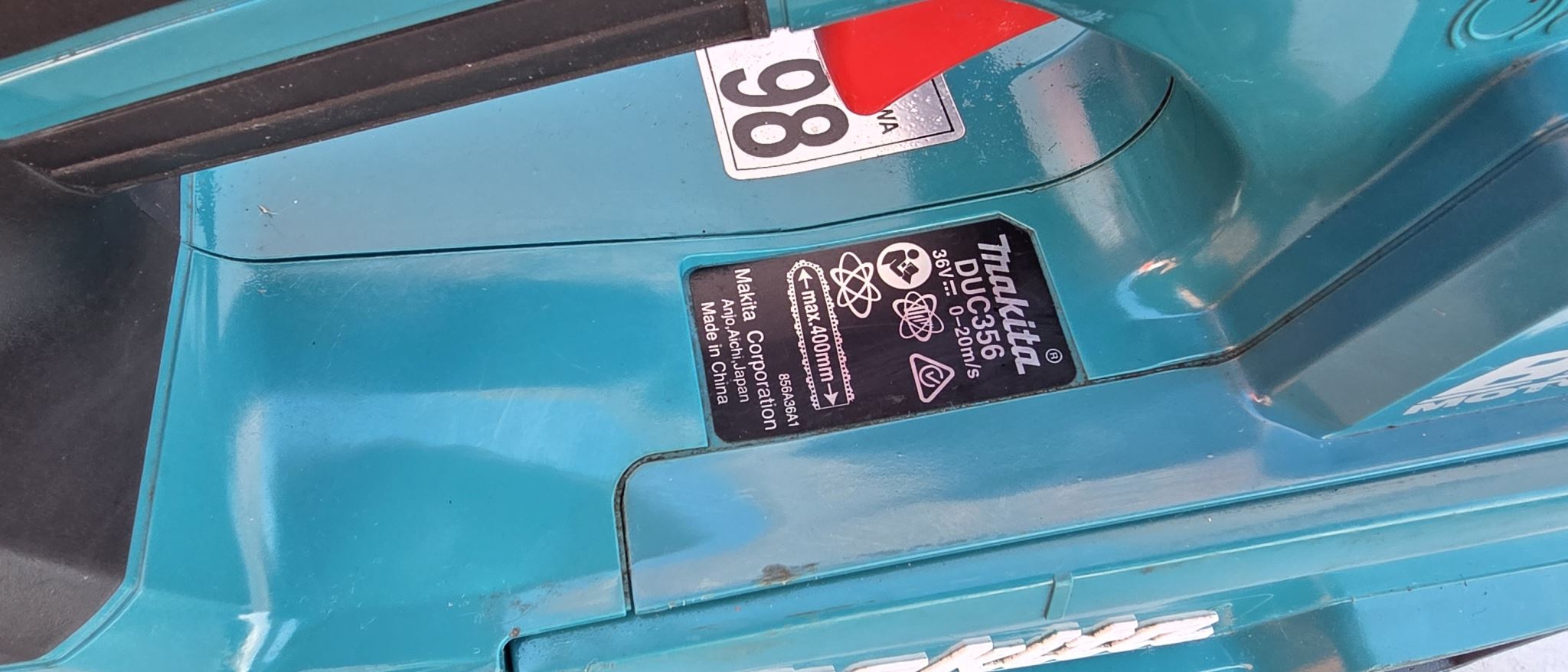 Makita 18Vx2 Bl Chainsaw Top 14 in Ex Demo