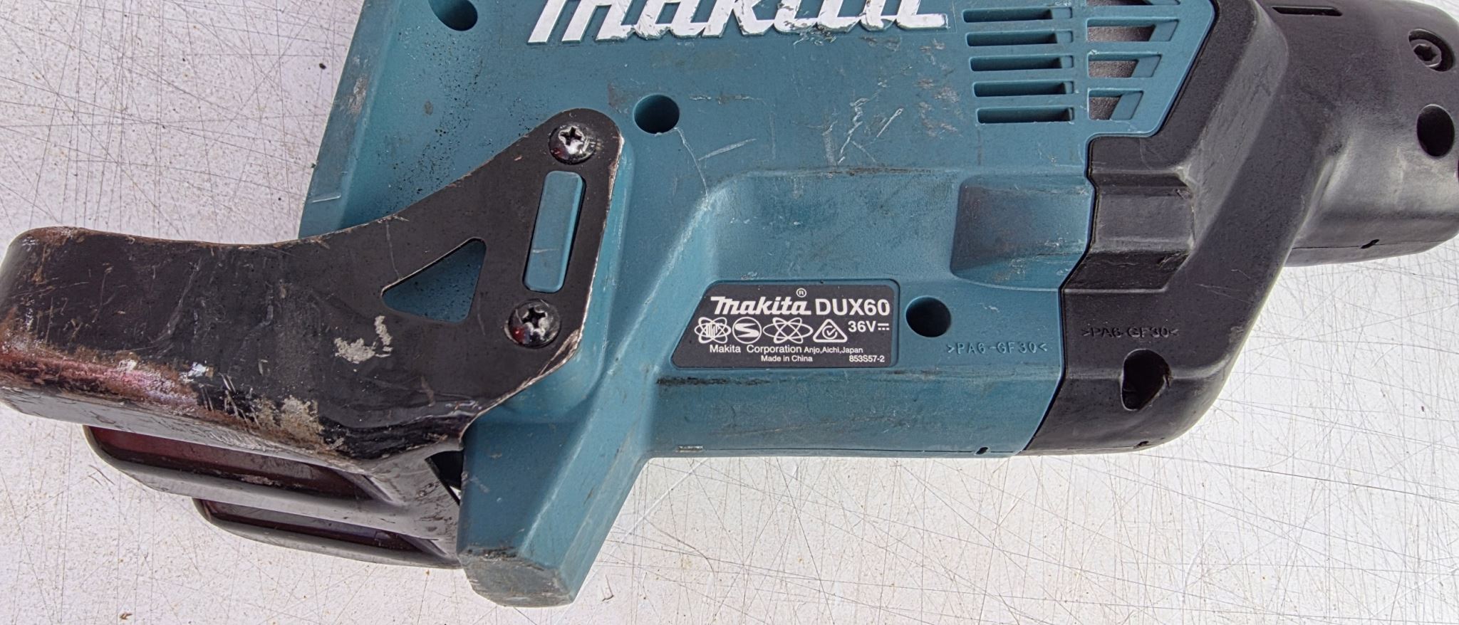 Makita 18Vx2 Lxt Bl Multi Split Shaft - Tool Only Ex Demo
