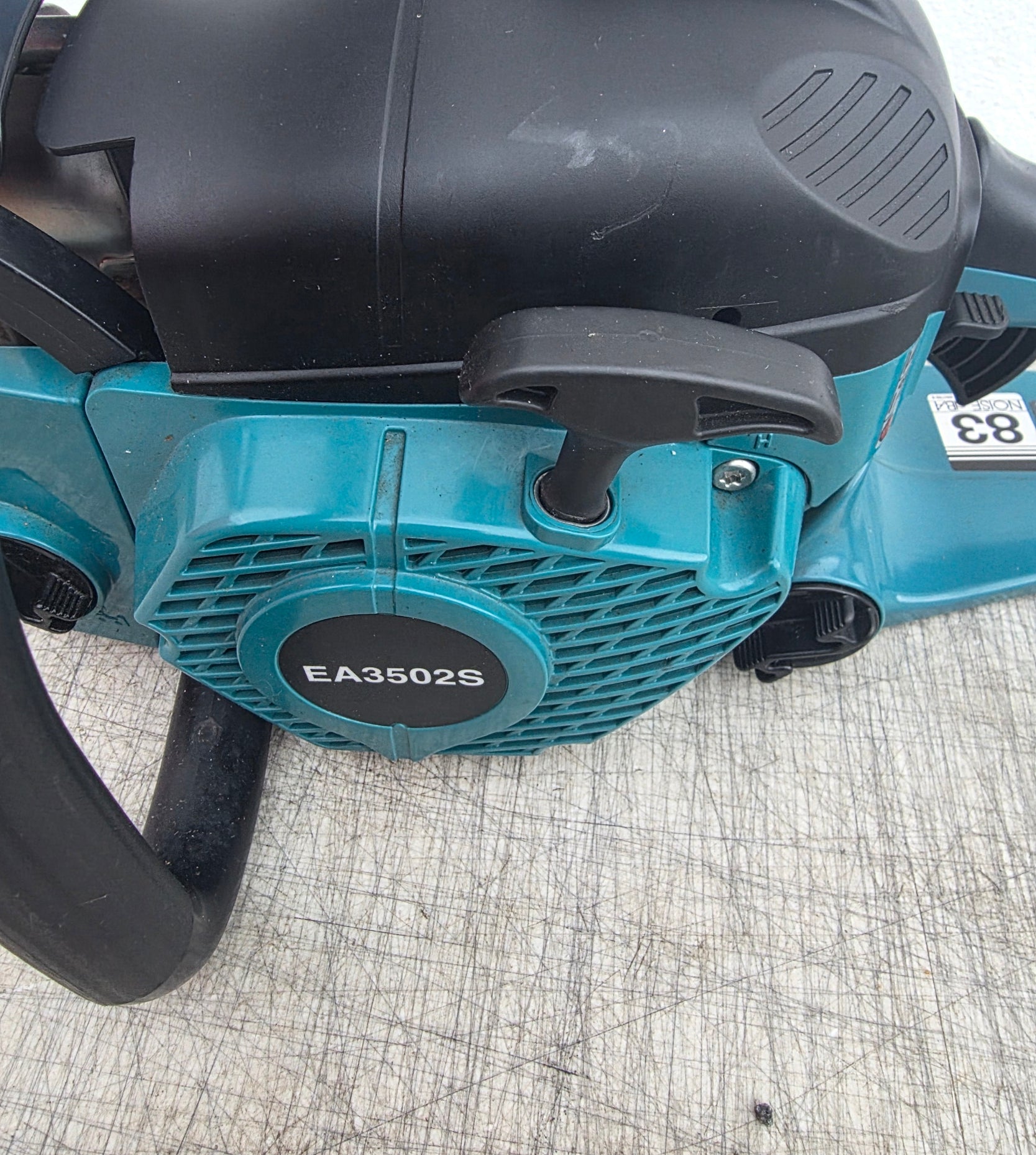 MAKITA CHAINSAW 35cc 16 40cm 3/8 Ex Demo