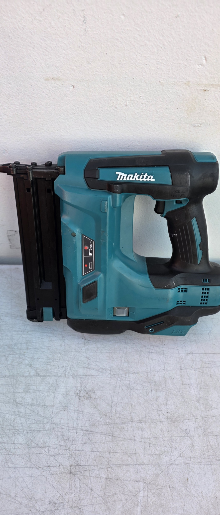 MAKITA 18V LXT 18Ga BRAD NAILER 50mm