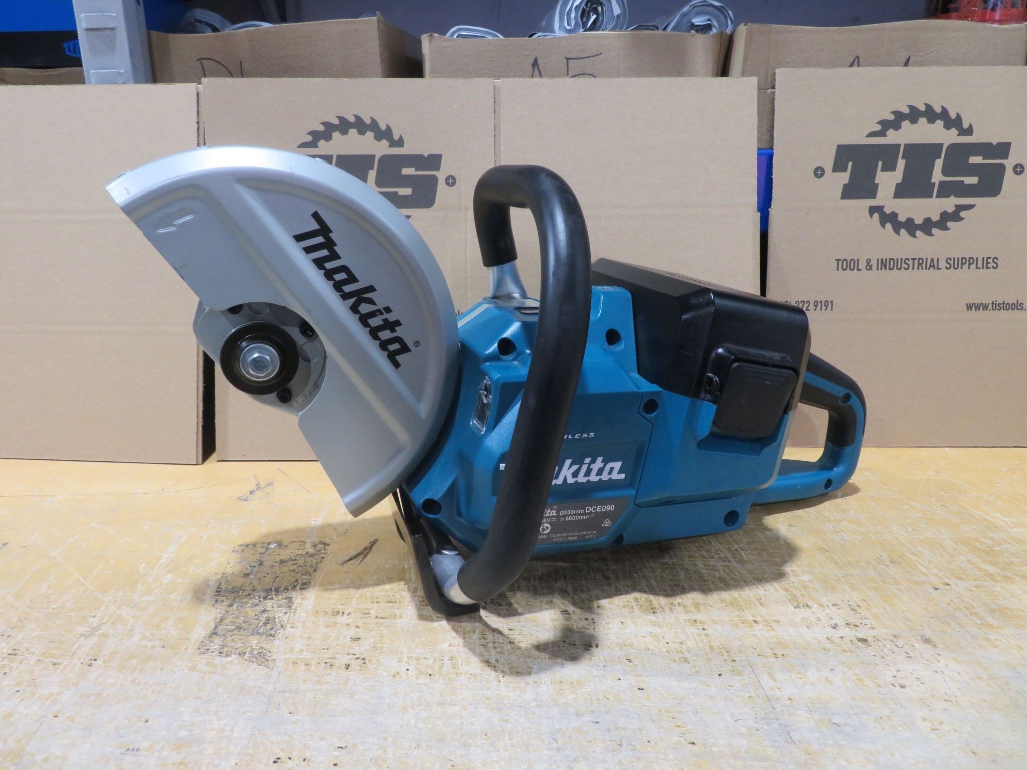Makita 18Vx2 BL 9 inch POWER CUTTER skin Ex Demo
