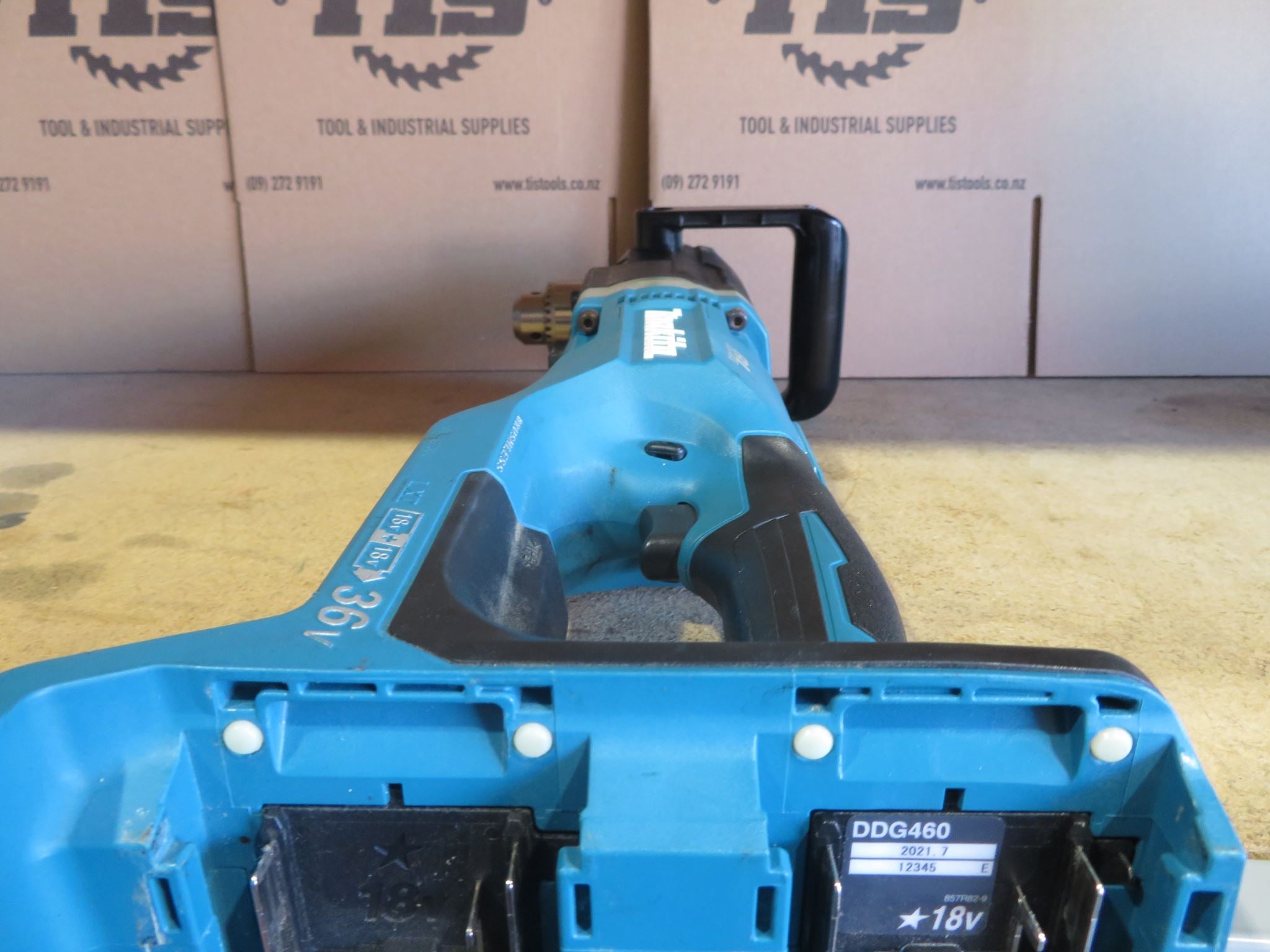 Makita EX DEMO 18Vx2 BL EARTH AUGER