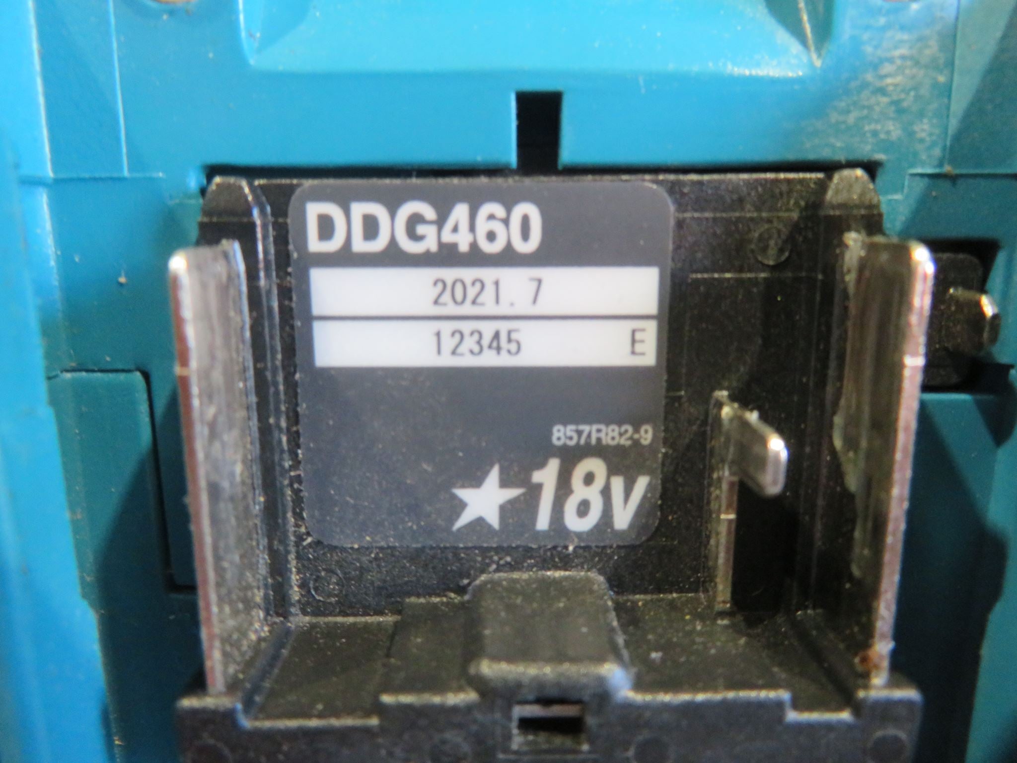 Makita EX DEMO 18Vx2 BL EARTH AUGER