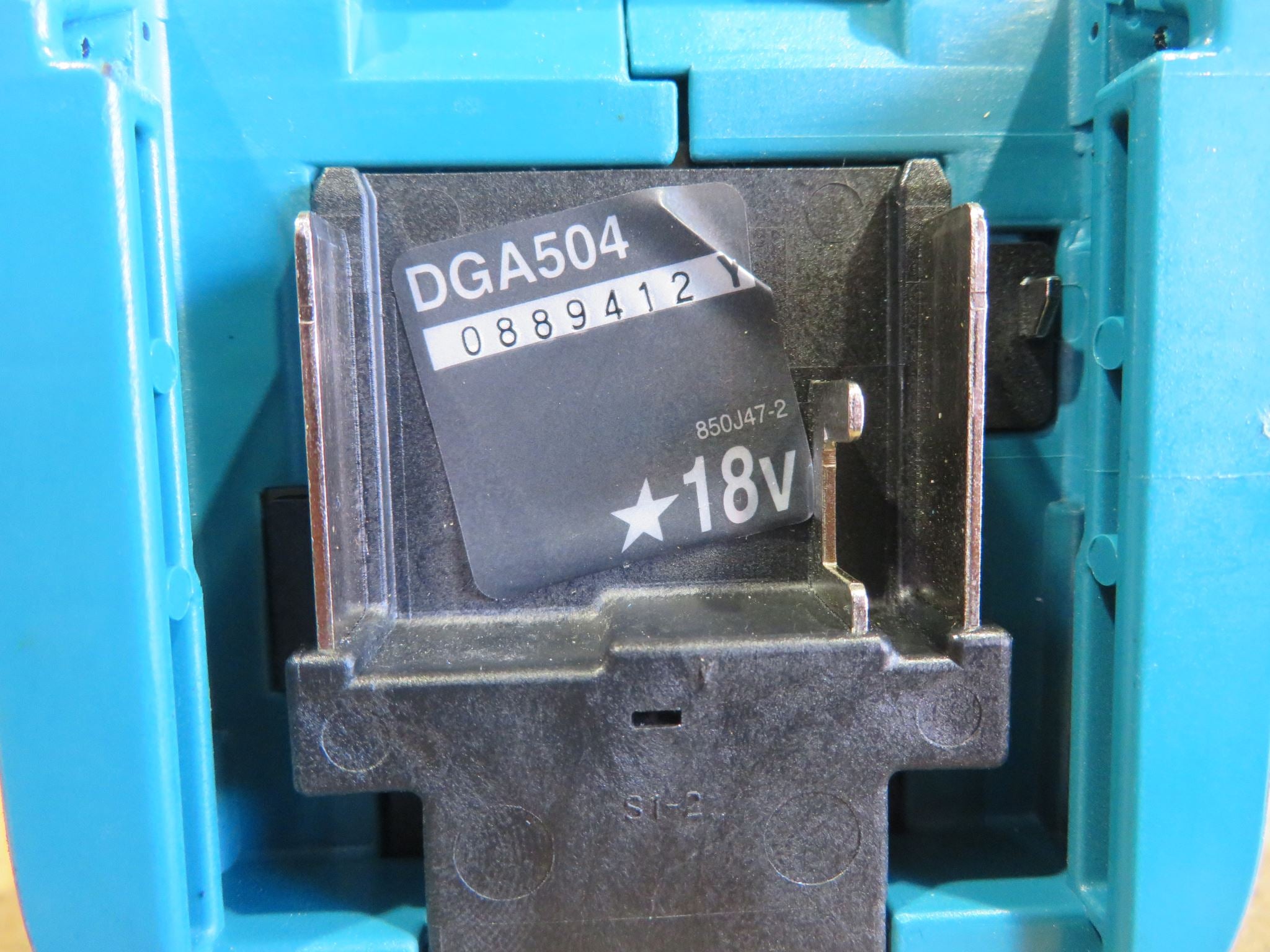 MAKITA EX DEMO 18V BL GRINDER 125mm Slide TOOL ONLY