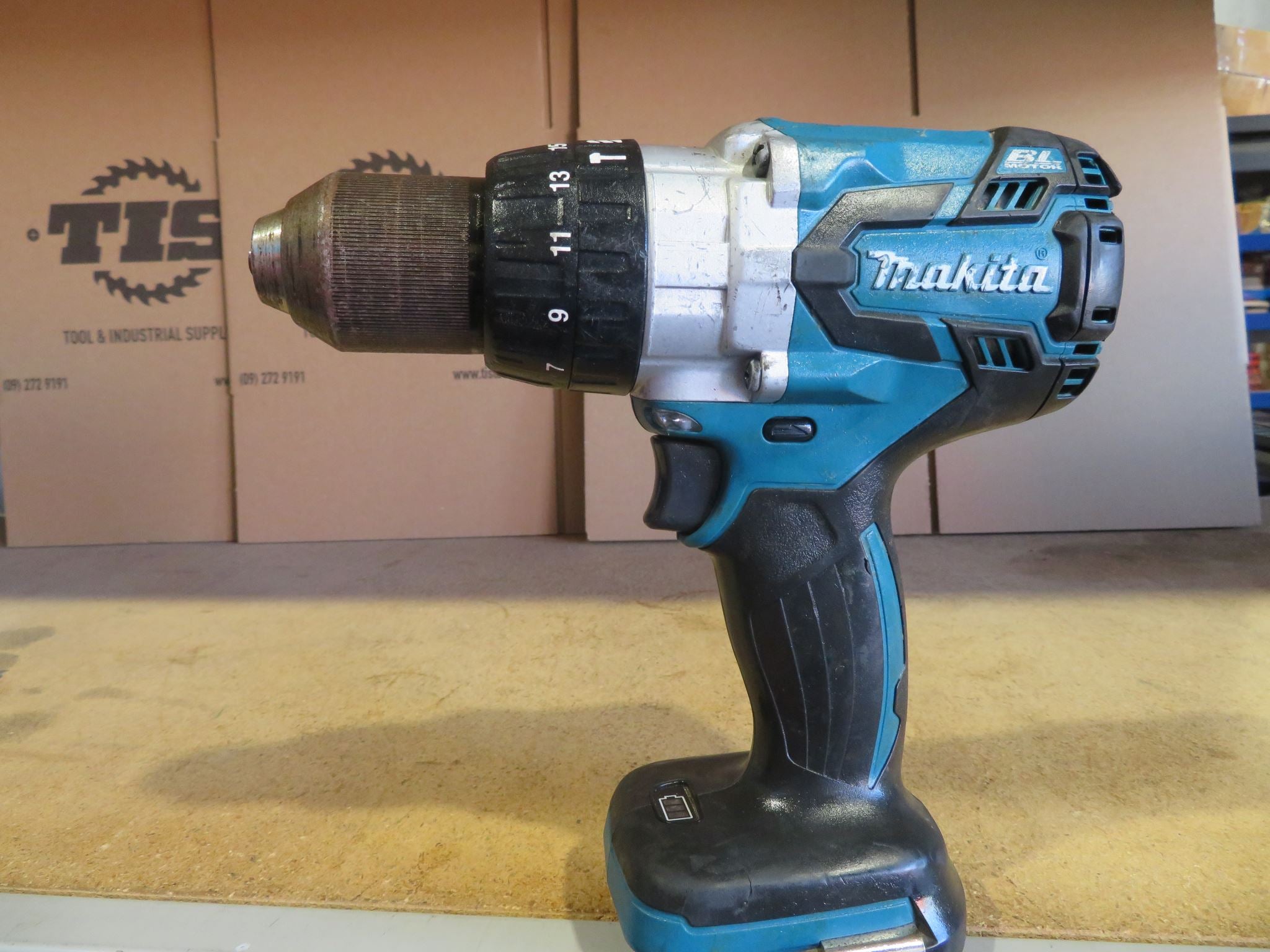 MAKITA 18V LXT BL HAMMER DRILL Ex Demo