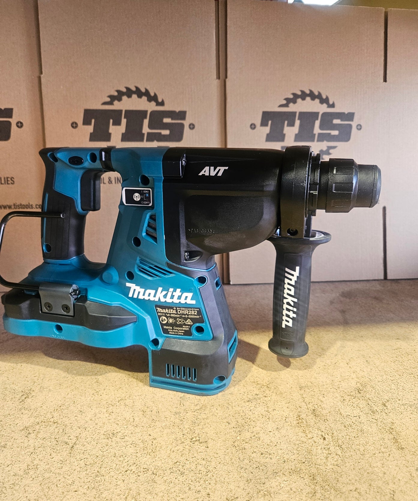MAKITA 18Vx2 LXT BL ROTARY HAMMER Ex Demo