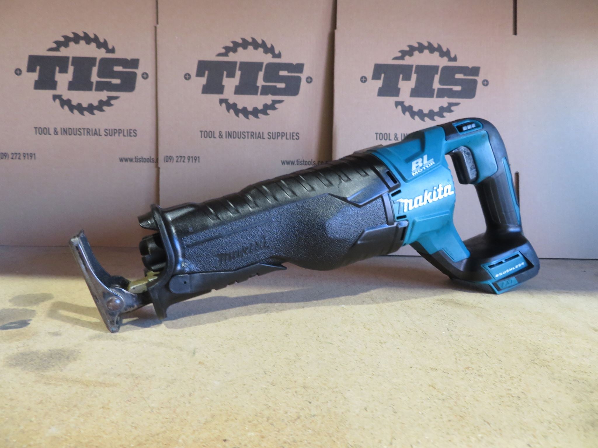 MAKITA 18V LXT RECIPRO SAW TOOL ONLY Ex Demo
