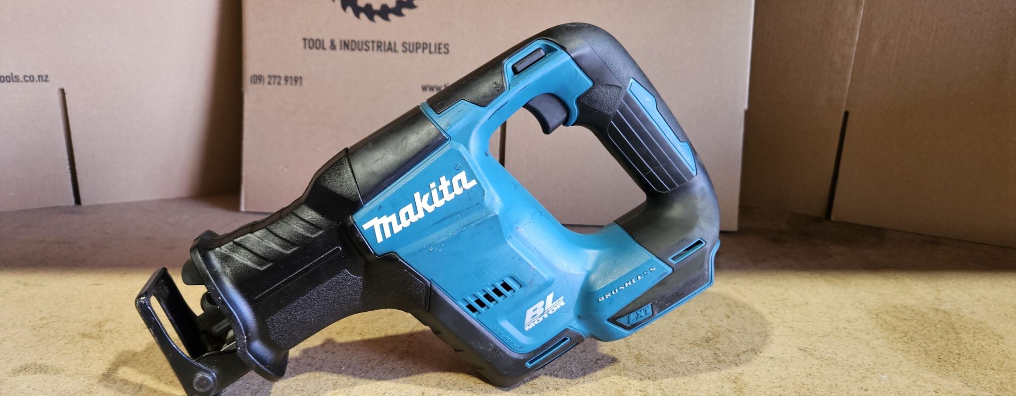MAKITA 18V LXT BL38 RECIPRO SAW TOOL ONLY EX DEMO