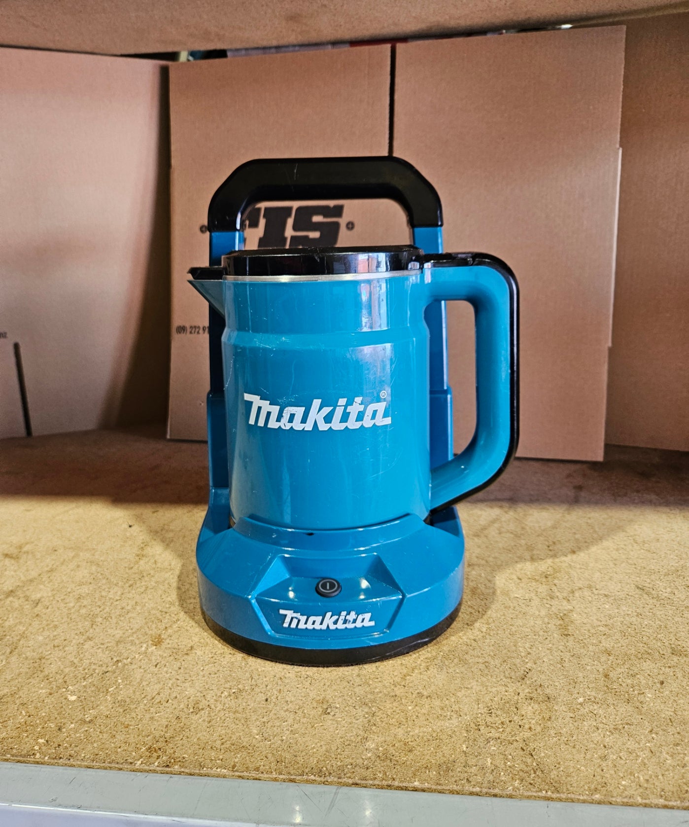 Makita 18V X 2 Lxt Kettle 800Ml Ex demo