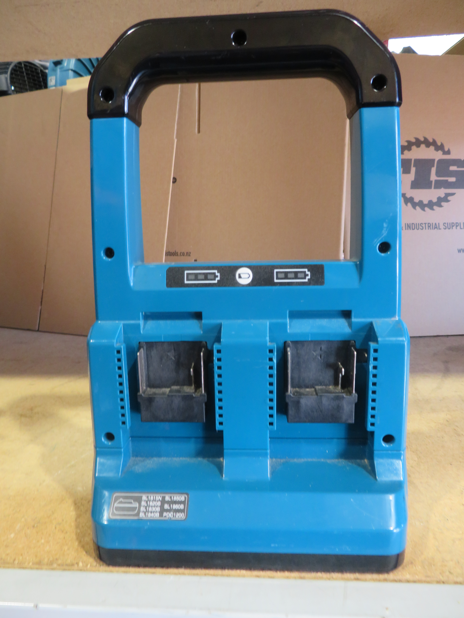 Makita 18V X 2 Lxt Kettle 800Ml Ex demo