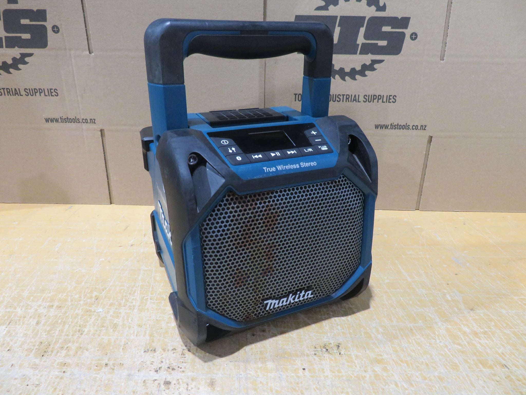 Makita 18V Lxt Jobsite Speaker connect Ex Demo