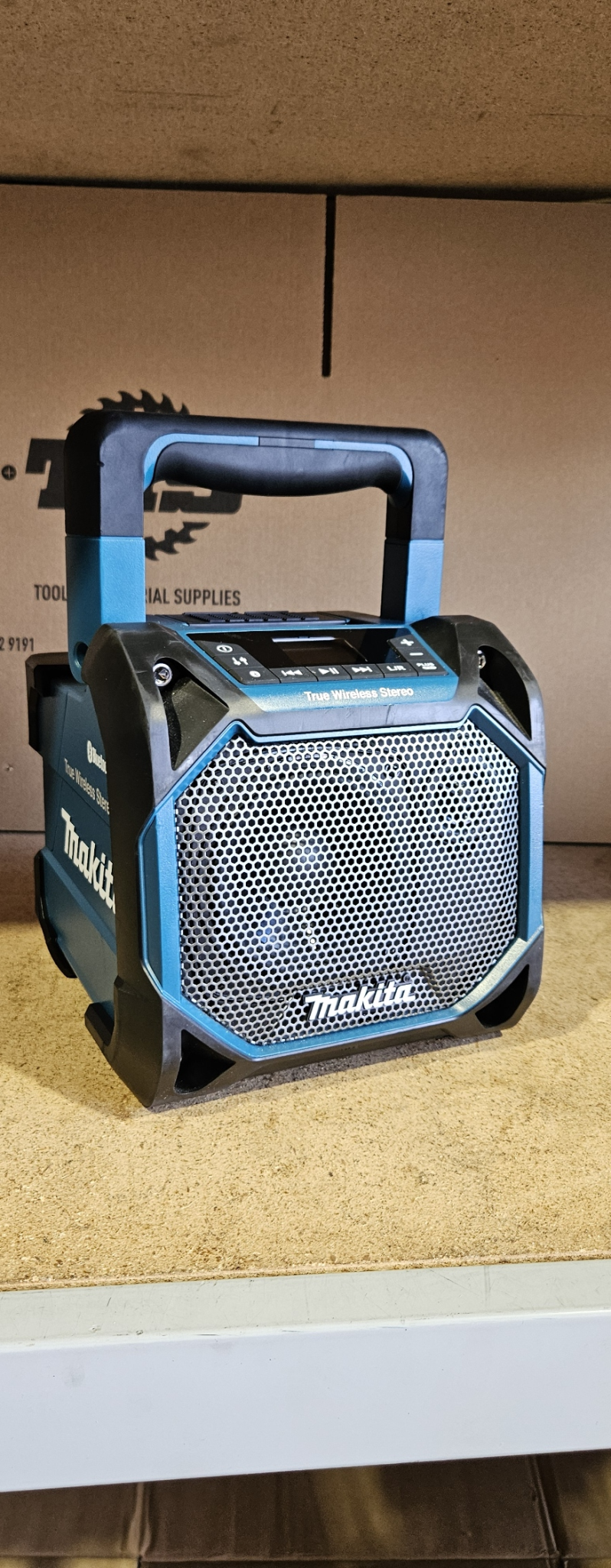 Makita 18V Lxt Jobsite Speaker connect Ex Demo