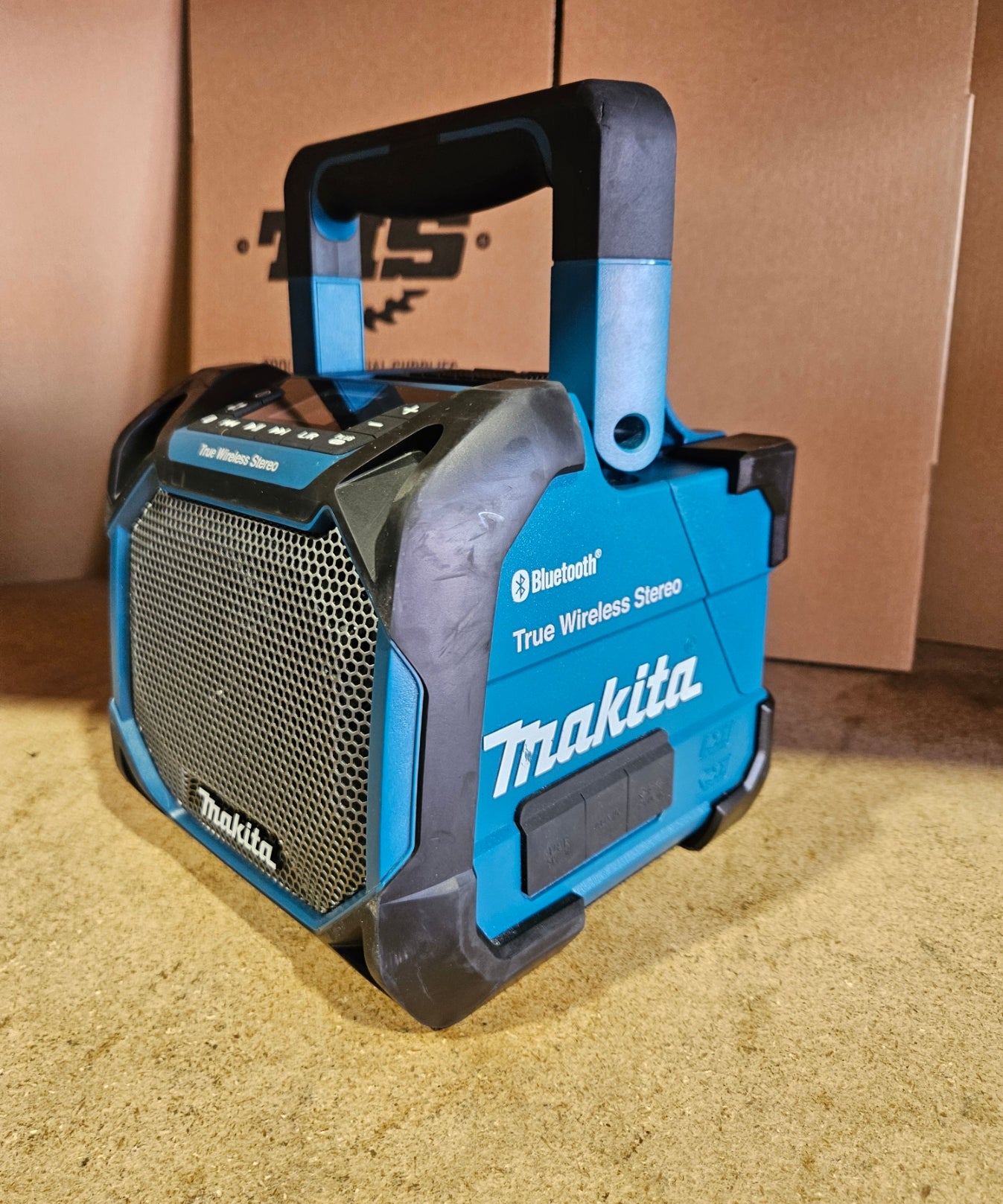 Makita 18V Lxt Jobsite Speaker connect Ex Demo