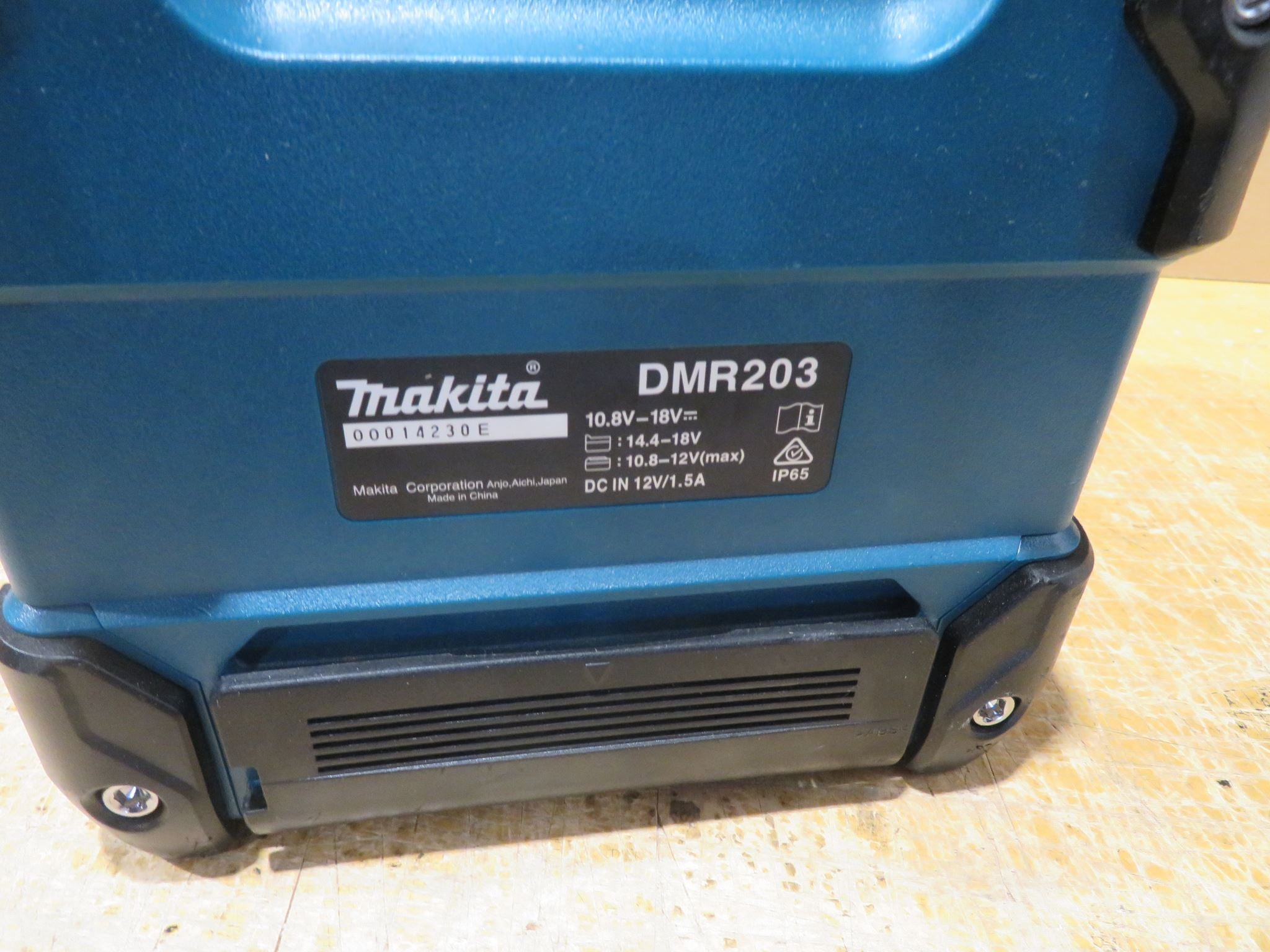 Makita 18V Lxt Jobsite Speaker connect Ex Demo