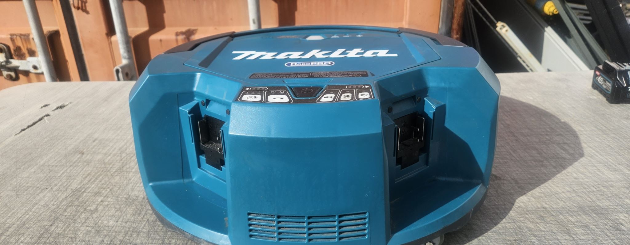 Makita EX DEMO 18V LXT BL ROBO PRO CLEANER