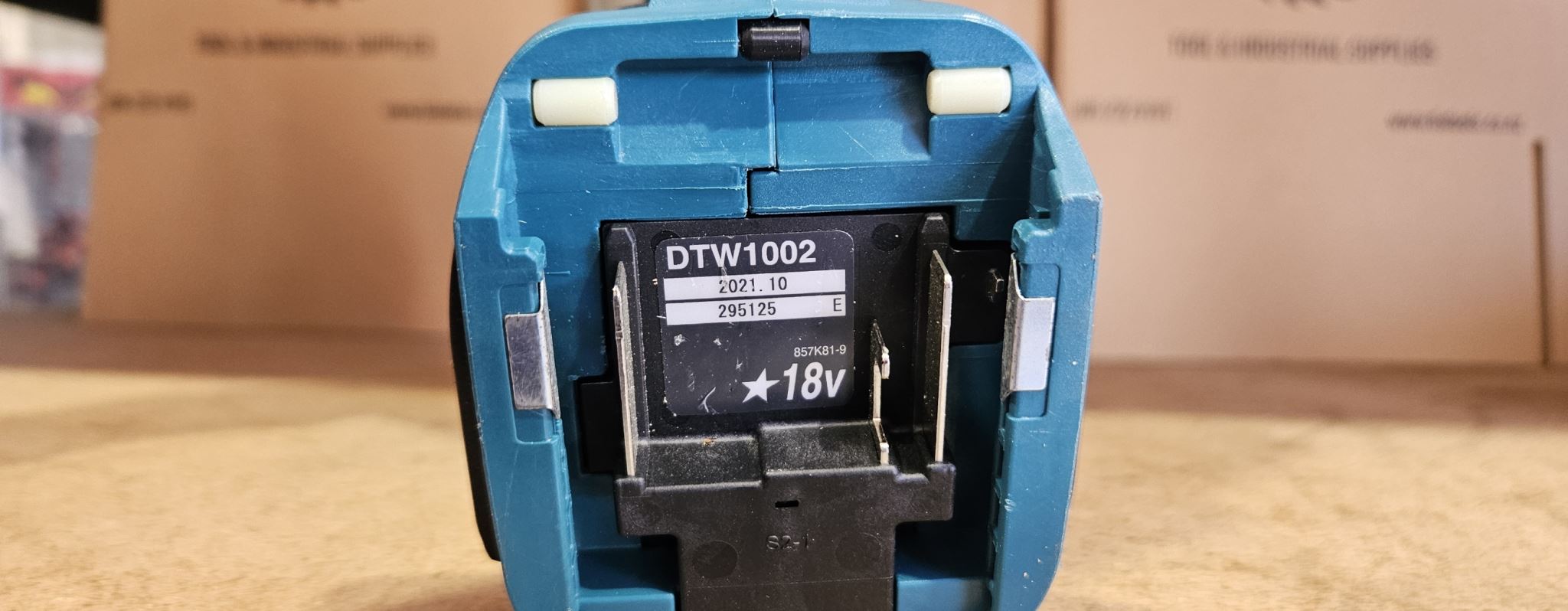 MAKITA 18V LXT BL IMPACT WRENCH 1/2in Ex Demo