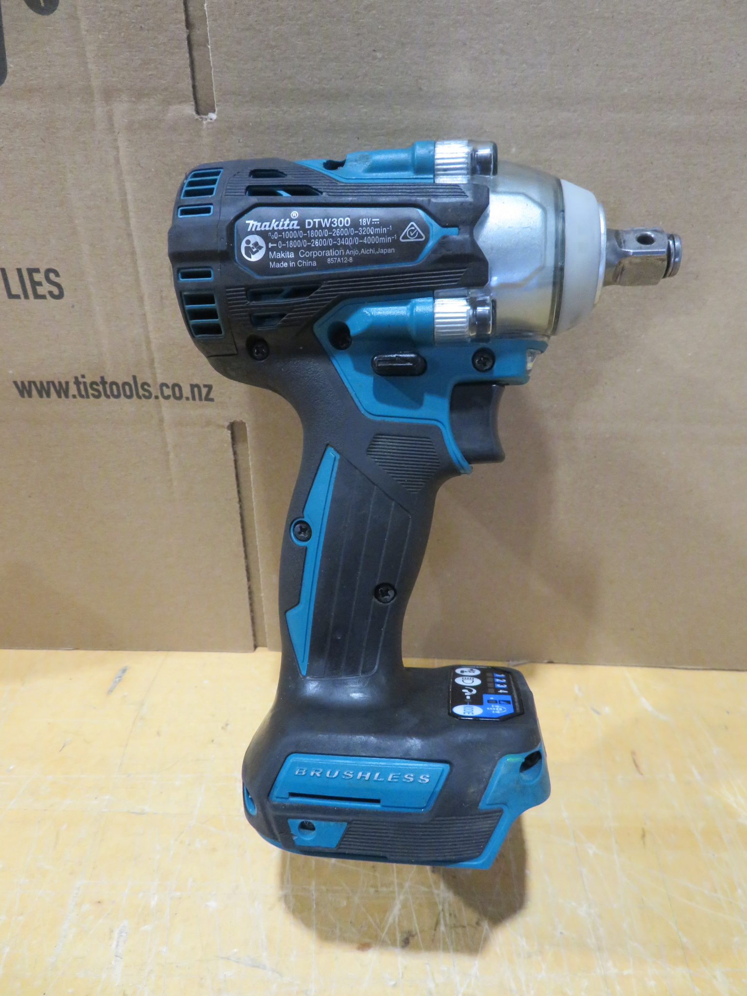 Makita Ex Demo 18V LXT Brushless 1/2 Impact Wrench
