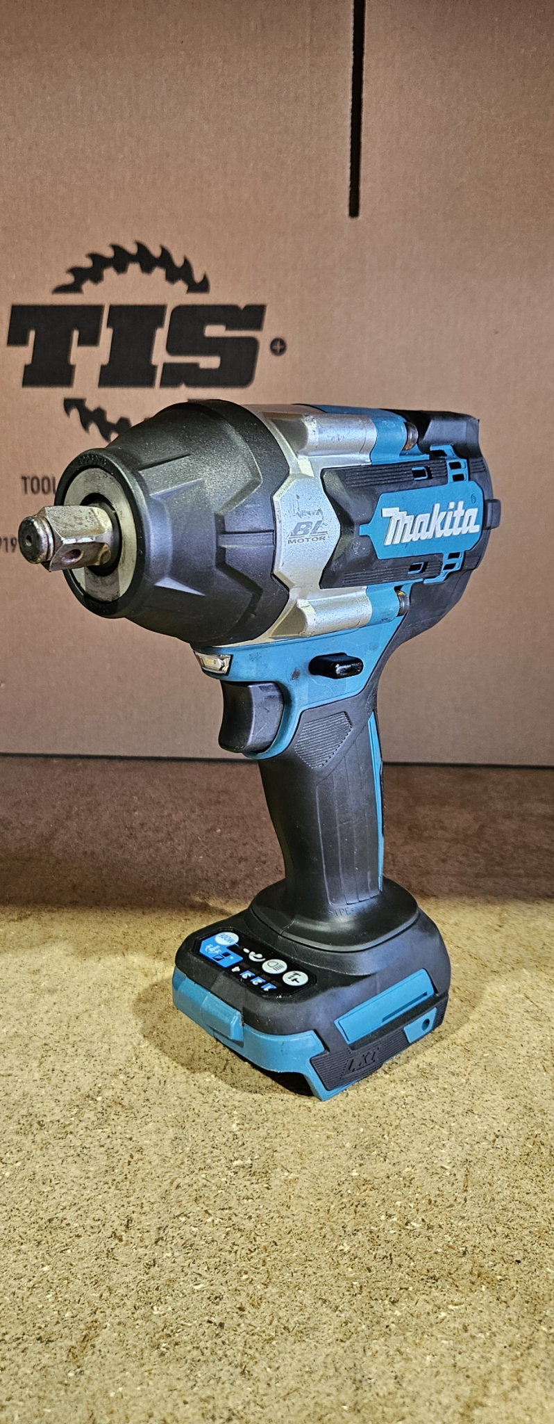 Makita 18V Bl Impact Wrench 1/2 in Ex Demo