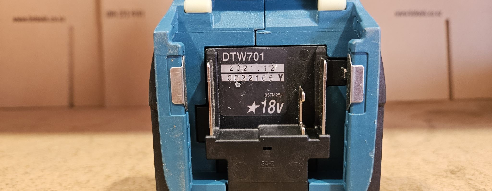 Makita Ex Demo 18V Lxt Brushless 4-Speed 1/2 in Square Drive Impact Wrench