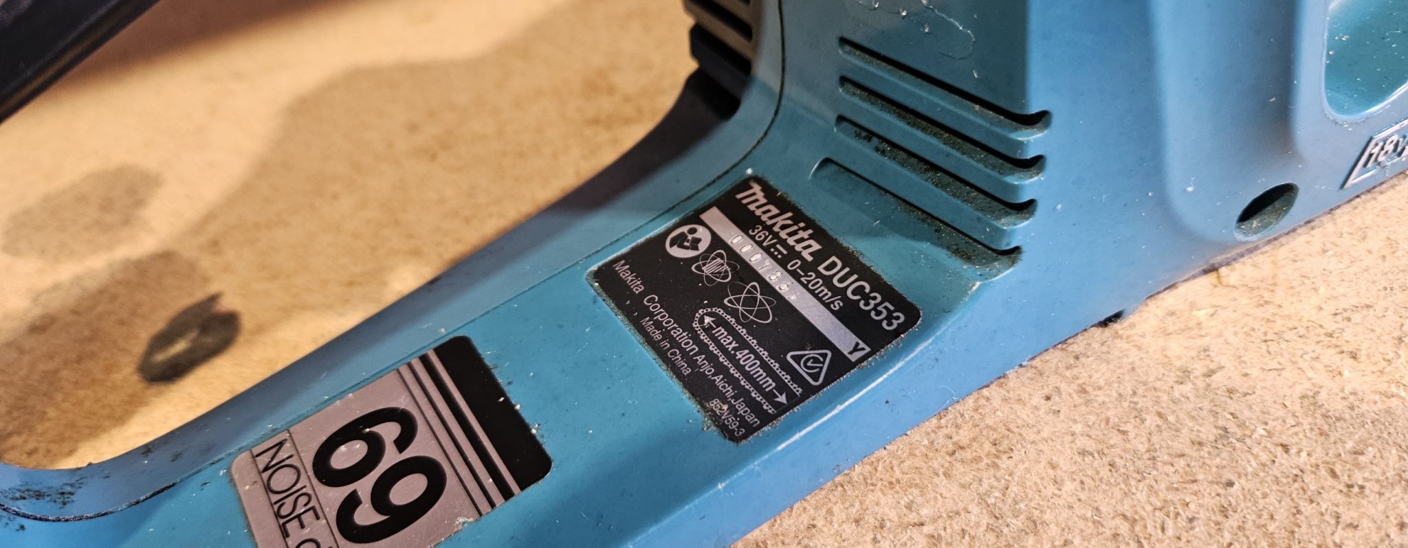 Makita 18Vx2 LXT BL CHAINSAW 350mm Ex Demo