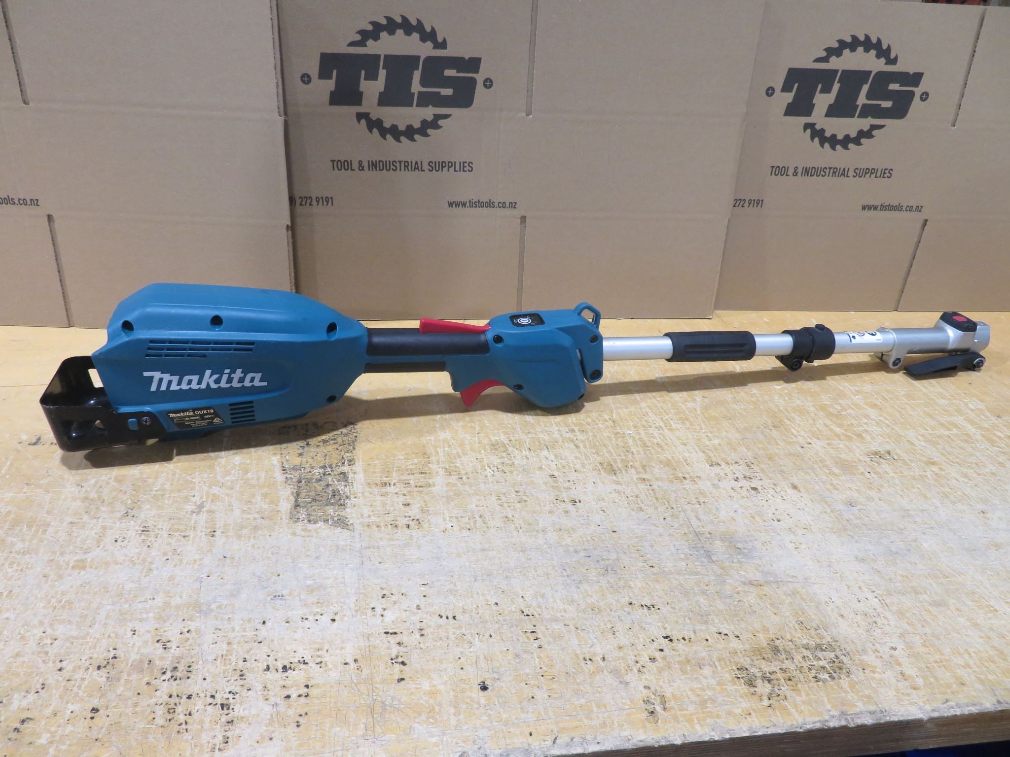 Makita 18Vx1 Splitshaft Dux18+Em409Mp Ex Demo