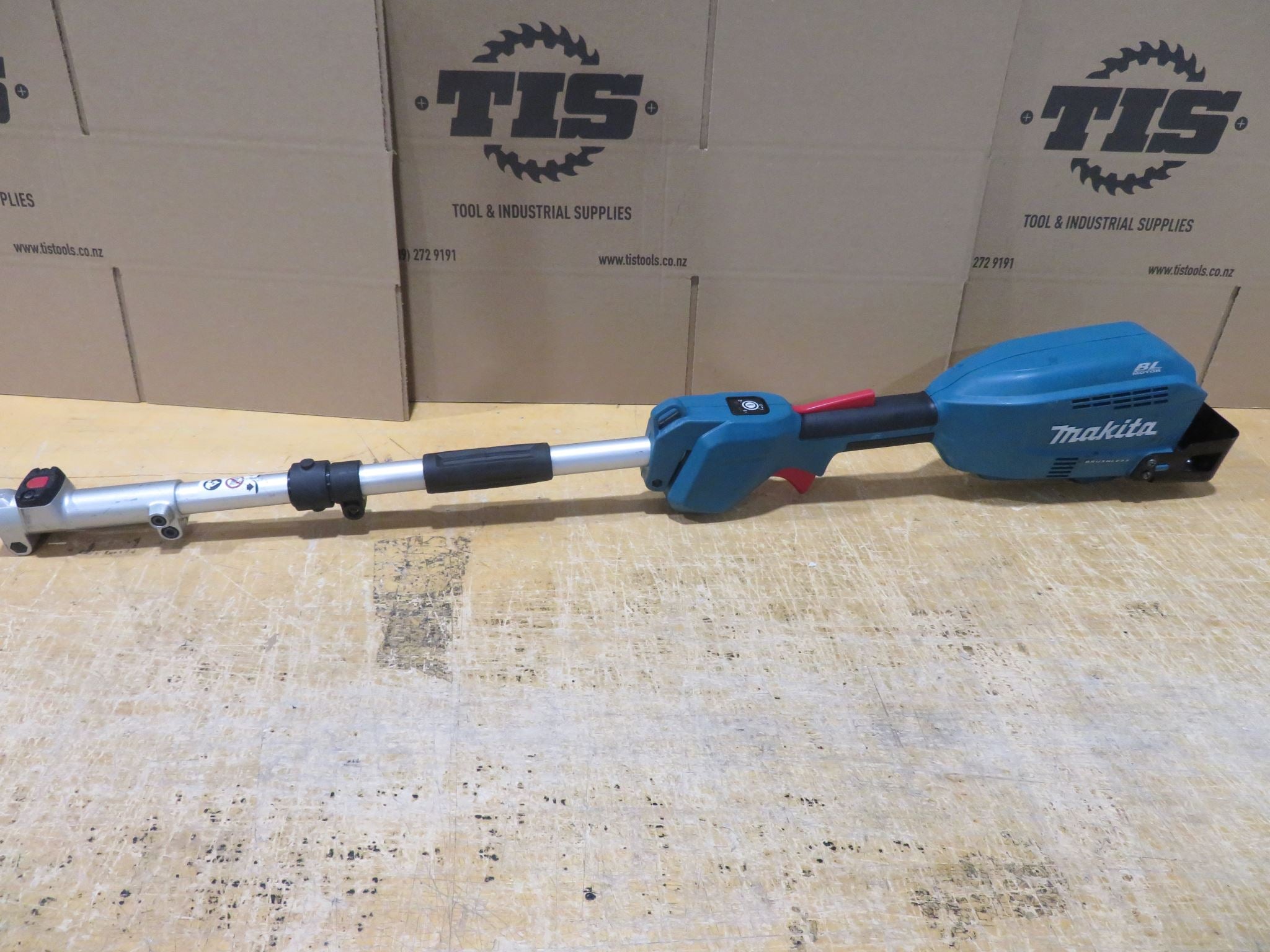 Makita 18Vx1 Splitshaft Dux18+Em409Mp Ex Demo