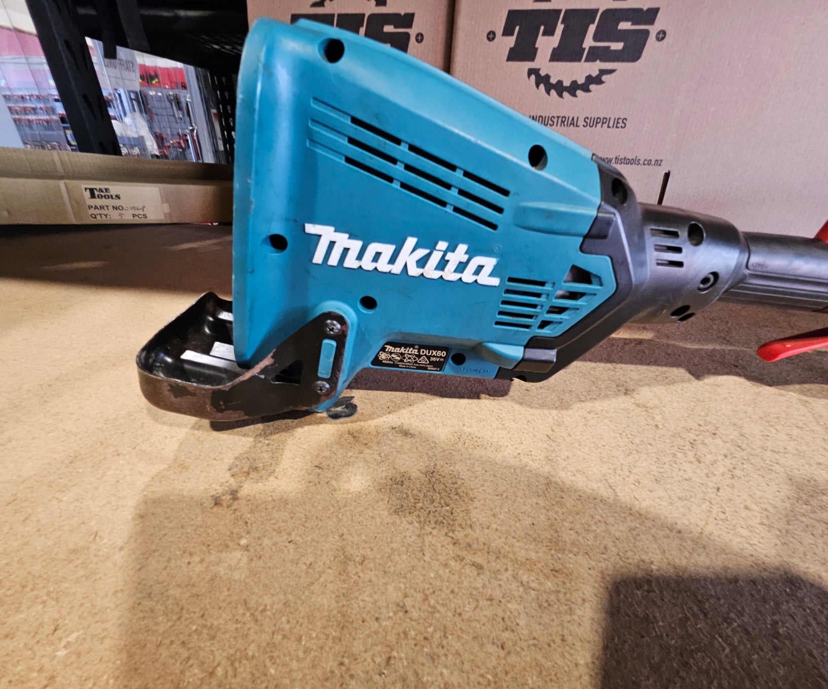 Makita EX DEMO 18Vx2 36V LXT Brushless Split shaft Power Head